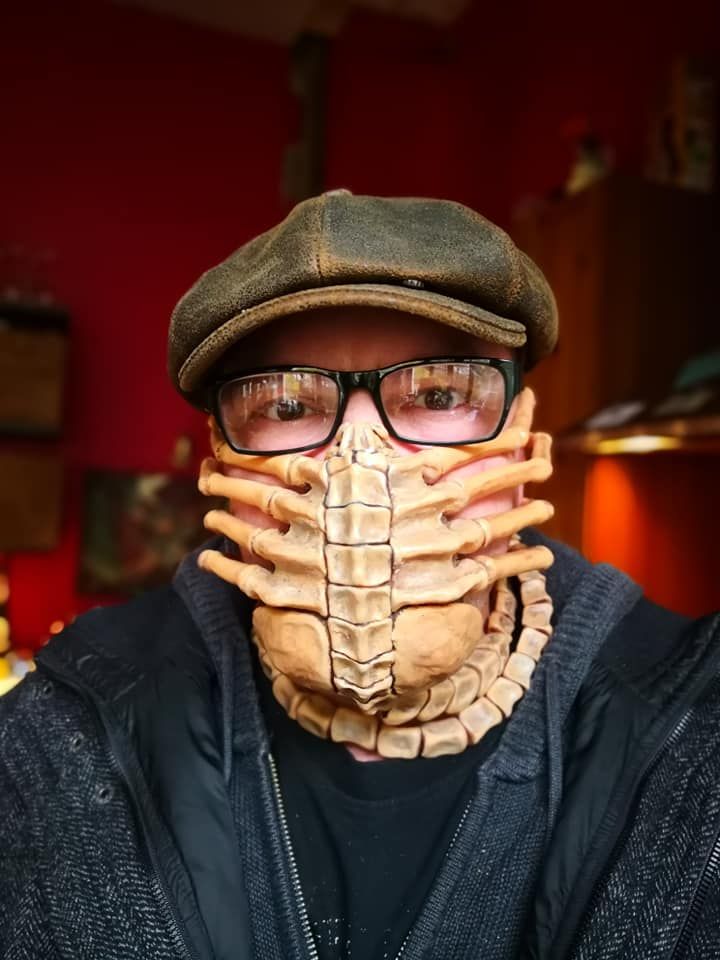 Facehugger-Mask-5.jpg
