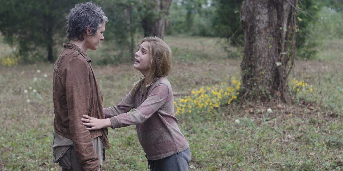 10 Questionable Parenting Choices In The Walking Dead