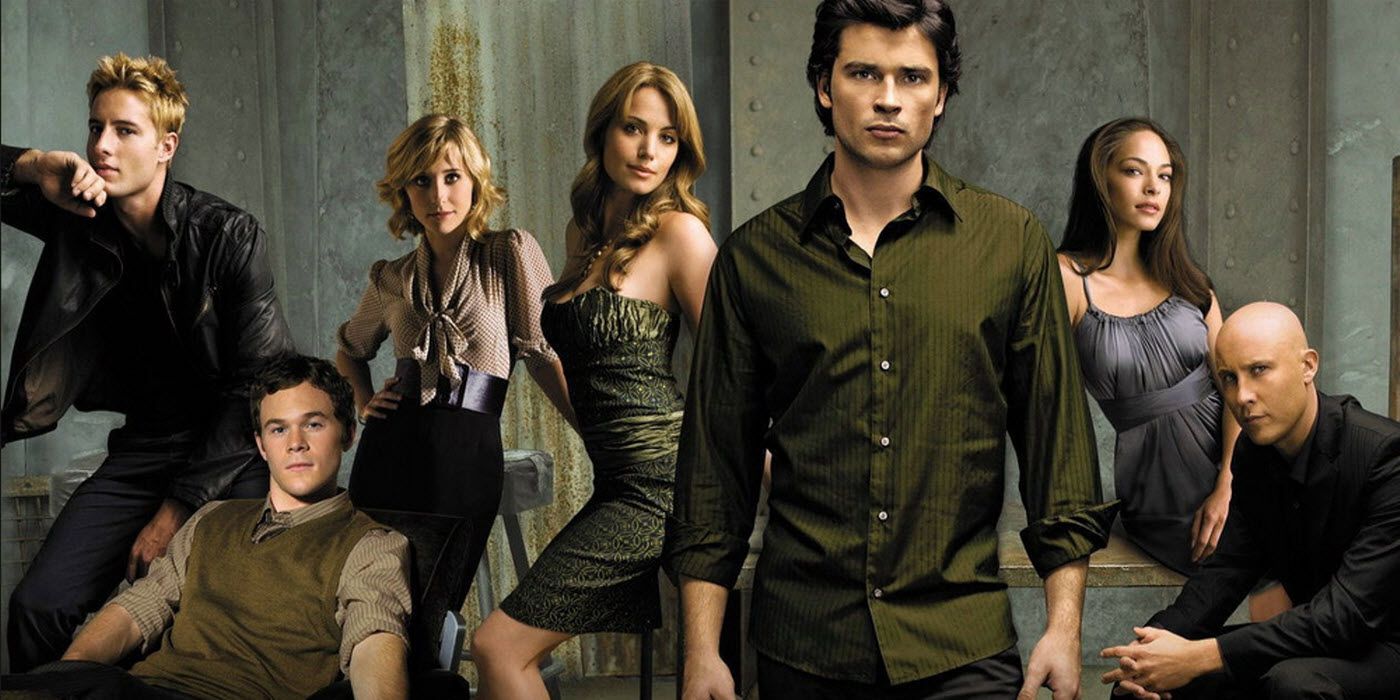 Smallville Cast Has A Secret DC Comics Cameo | Screen Rant
