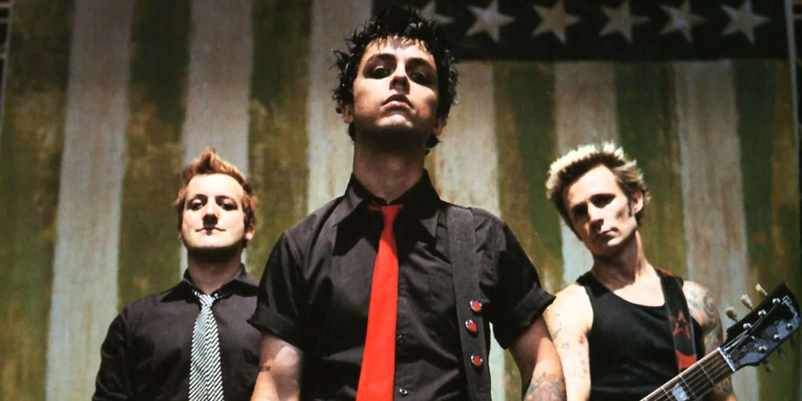 Green day when i. Green Day Holiday клип.