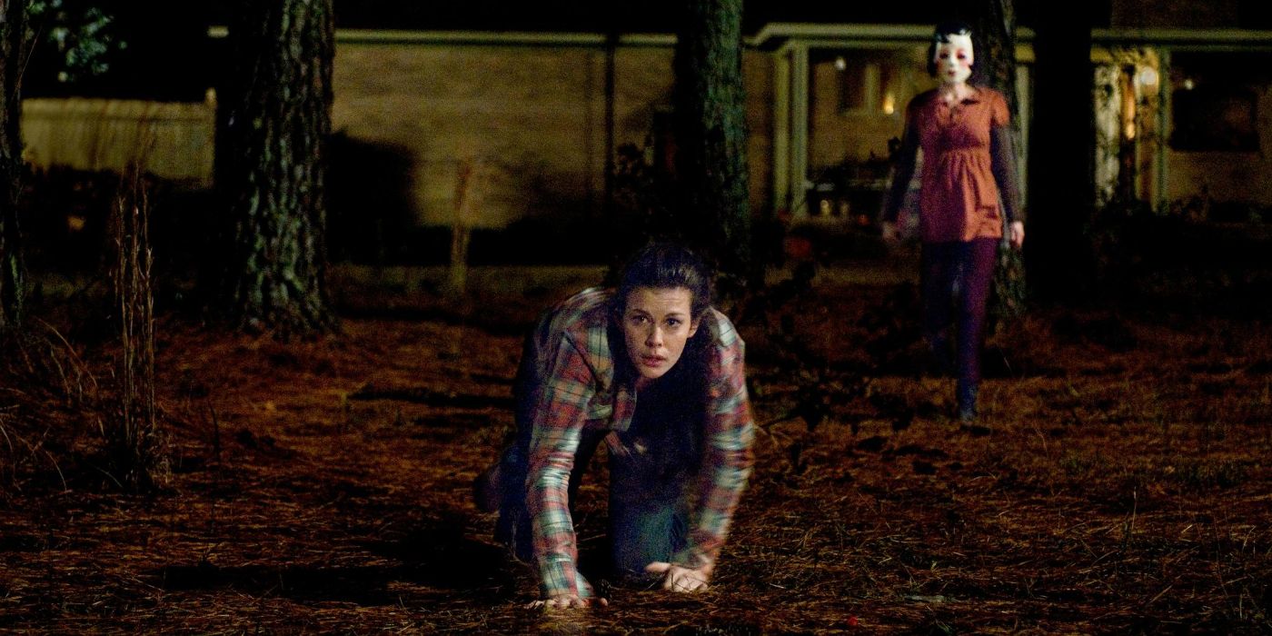 16 Stupid Things People Keep Doing In Horror Movies