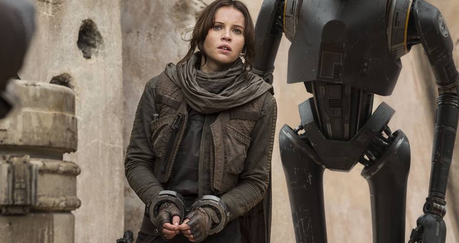 Star Wars Rogue One Clip Jyn Erso Gets Rescued Screen Rant Star Wars Rogue One Clip Jyn Erso Gets Rescued Screen Rant