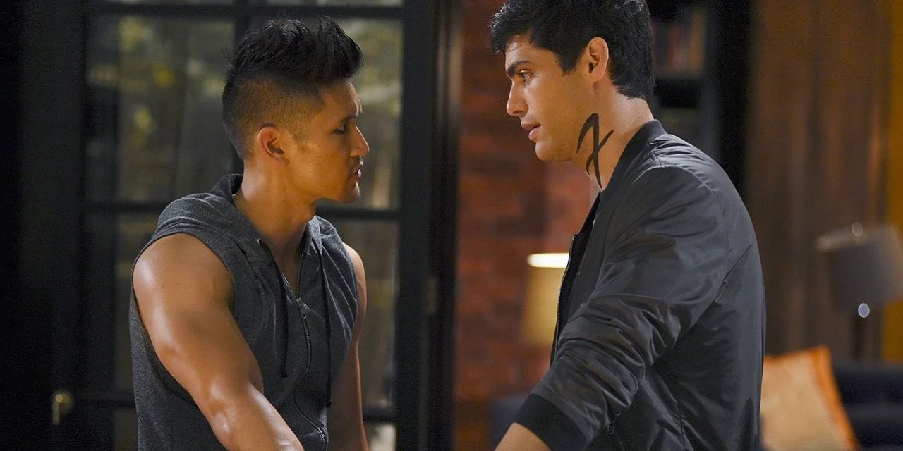 Shadowhunters season 2 Magnus and Alec