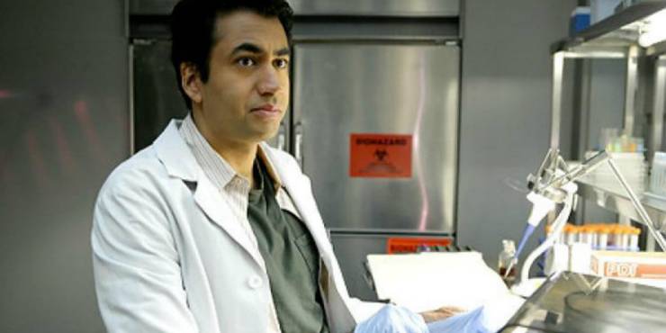 Kal Penn jako Dr Lawrence Kutner w House