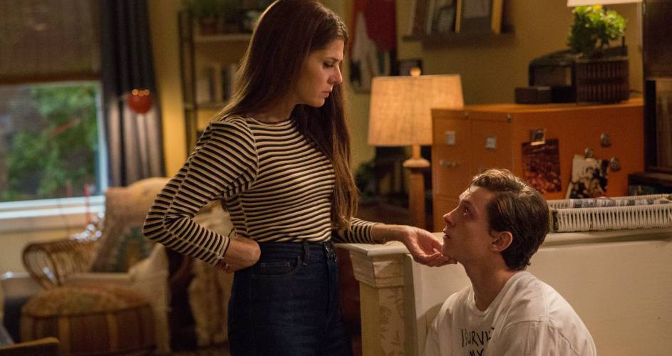 Spider-Man: Far From Home Set Video Reunites Peter &amp; Aunt May