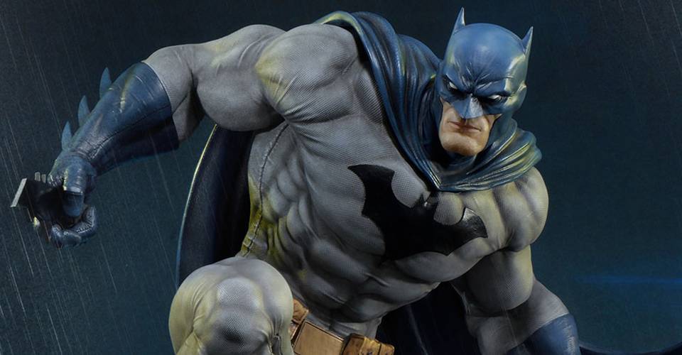 Sideshow Unveils Jim Lee Batman Statue Screen Rant