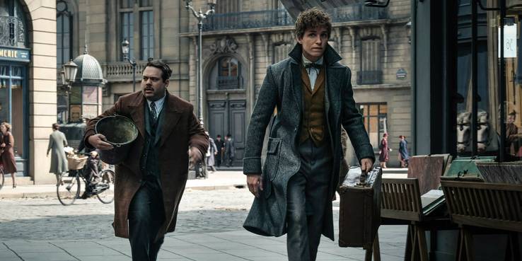 Jacob-and-Newt-in-Fantastic-Beasts-The-Crimes-of-Grindelwald.jpg?q=50&fit=crop&w=738