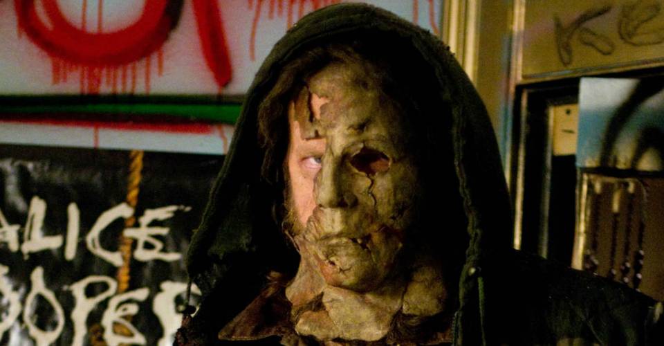 Halloween 2: Rob Zombie's Biggest Mistake Was A Talking Michael Myers