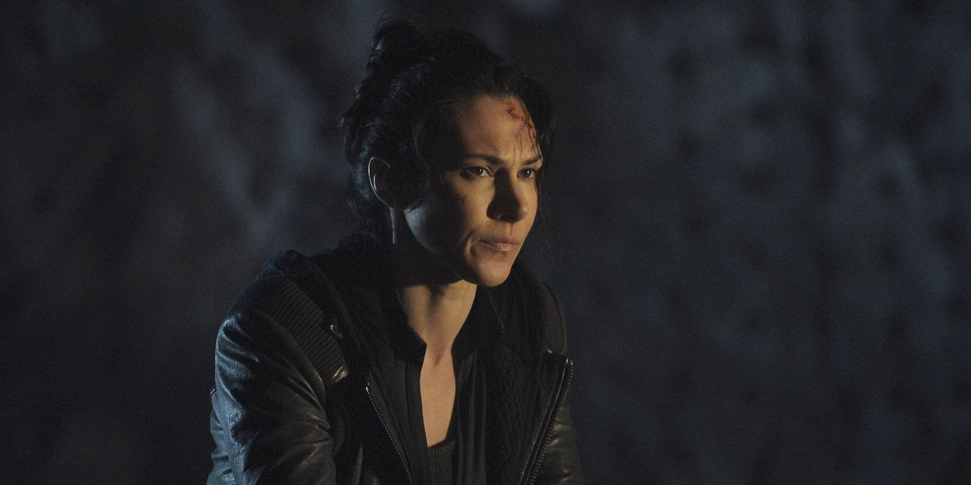 Kyra Zagorsky Cast in Arrow Season 6 | Screen Rant