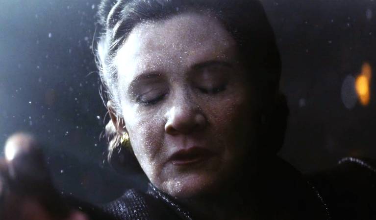 My Problems with Star Wars: The Last Jedi 3 Leia in space - The Last Jedi