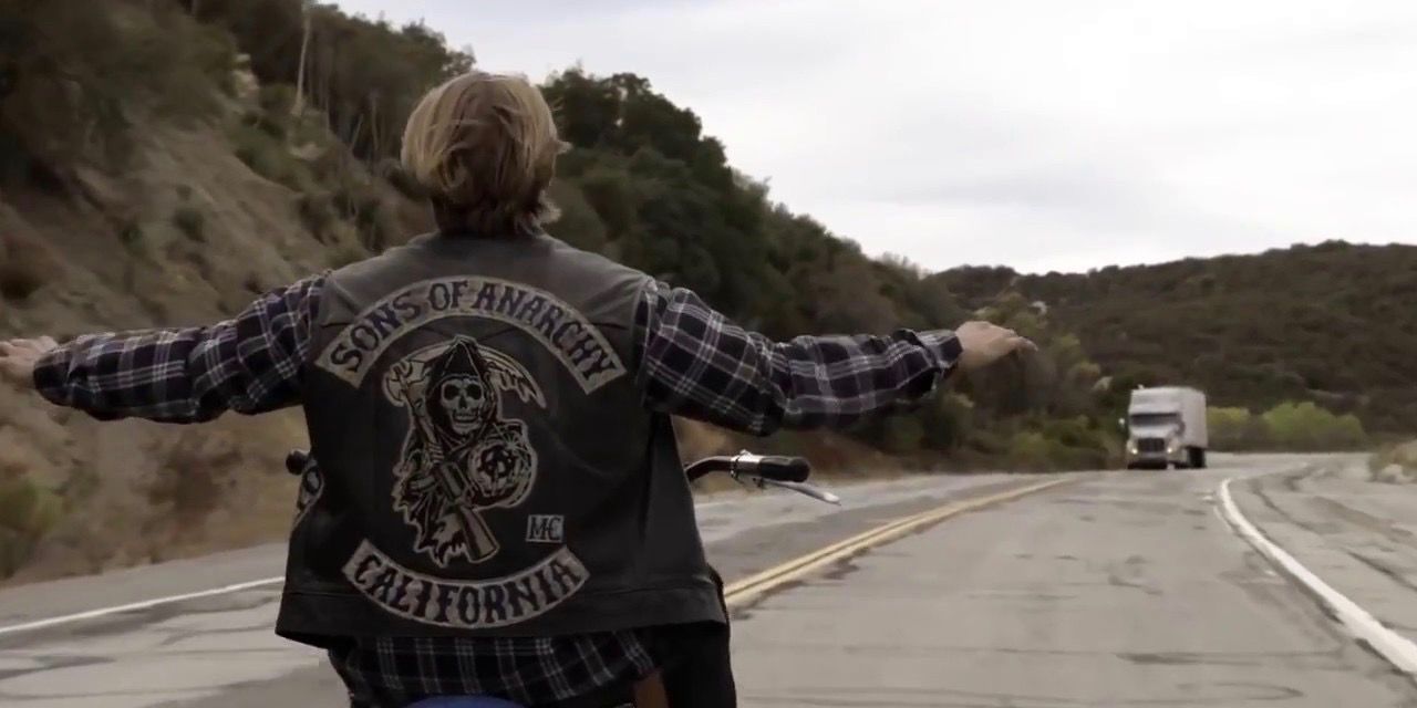 20 Crazy Sons Of Anarchy Fan Theories That Make Too Much Sense