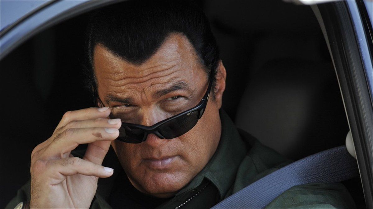 Steven Seagal 10 Hilariously Badass Things That Can Only Happen In His Movies