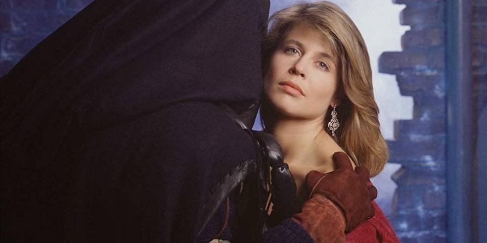 Why Linda Hamilton Left The Beauty And The Beast Series Why Linda Hamilton Left The Beauty And The Beast Series