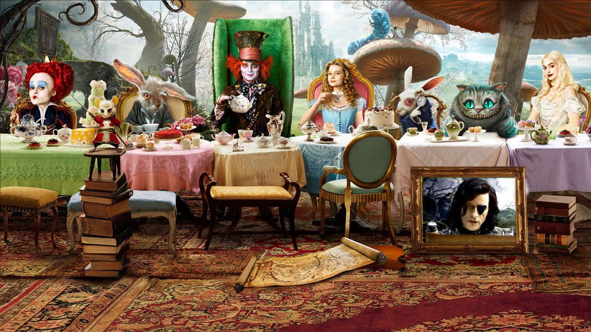 Tim Burtons Alice In Wonderland 10 Hidden Details About The Costumes You Didnt Notice