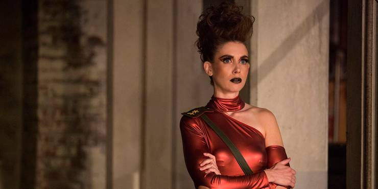 Community: por onde anda o elenco da série? Confira - 8 Alison Brie GLOW - Community: por onde anda o elenco da série? Confira