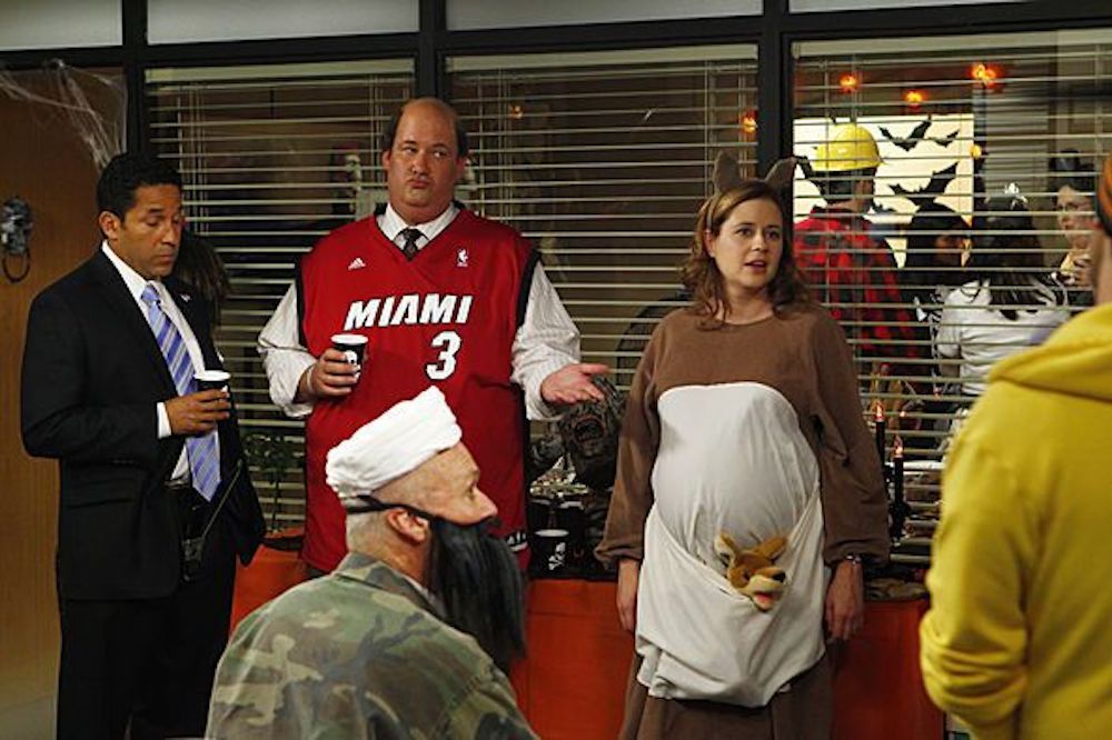 Pregnancies are a very difficult area for sitcoms to navigate around. 