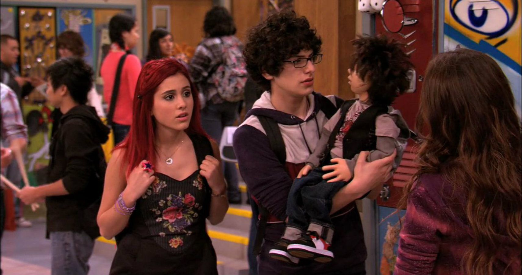 5 Couples That Hurt Teen Nick Shows (And 5 That Saved Them)