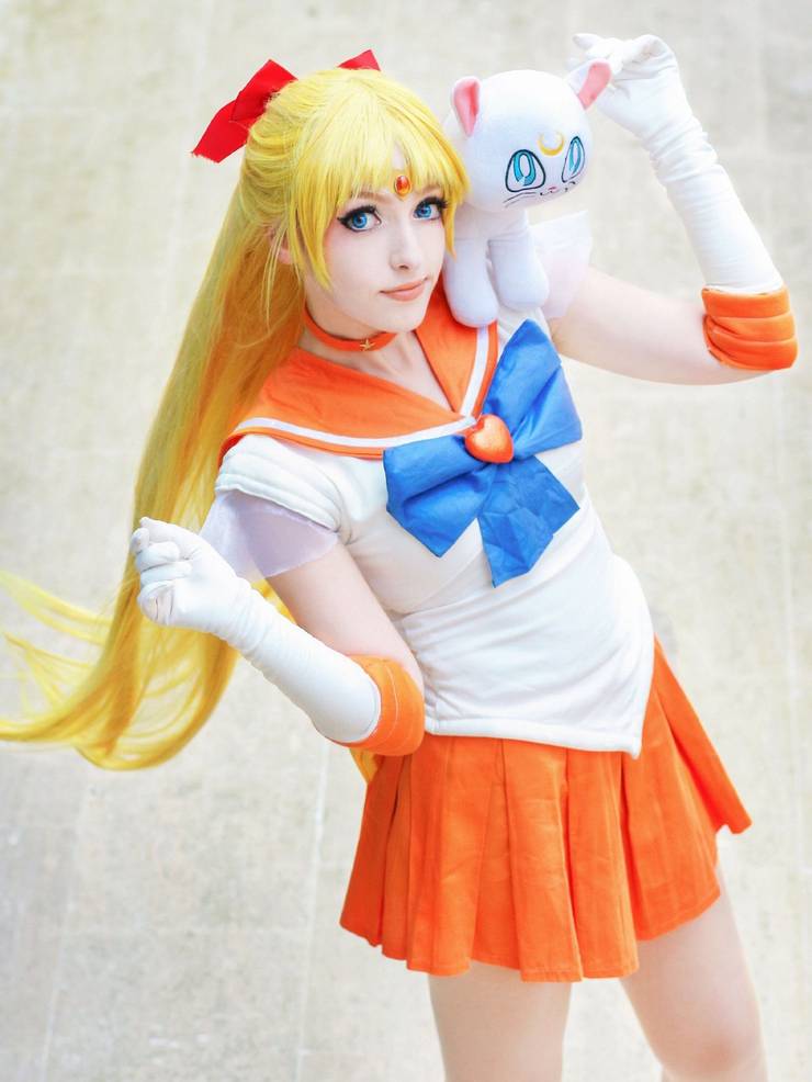 10 Best Cosplays From The Sailor Moon Anime Screenrant