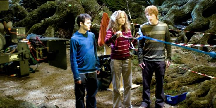 Harry Potter: 32 imágenes de detrás de cámara que te dejarán 1 harry potter stunt doubles