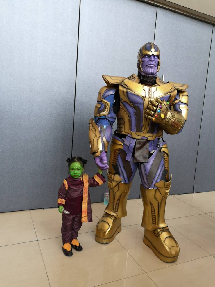 10 Finest Thanos Cosplays, Ranked 16 Thanos and Little Gamora By Kino Kaoru via reddit.com