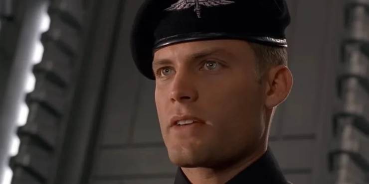 The Only Good Bug Is A Dead Bug 10 Best Quotes From Starship Troopers
