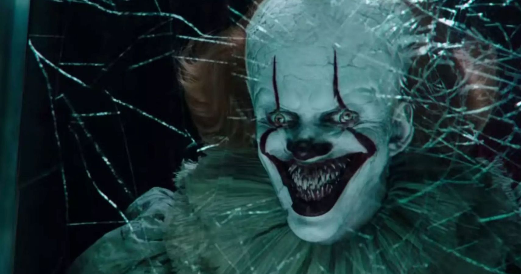 IT: 5 Scariest Things Pennywise Did In The Movies (& 5 They Should Have