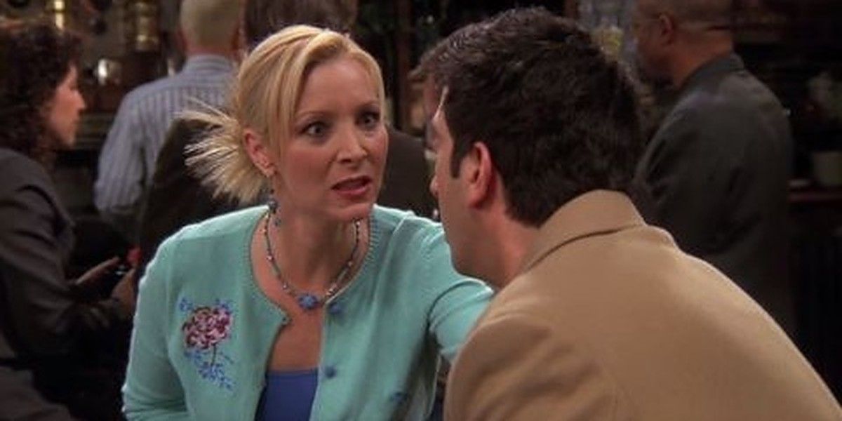 Friends The 10 Worst Things Phoebe Has Ever Done Ranked