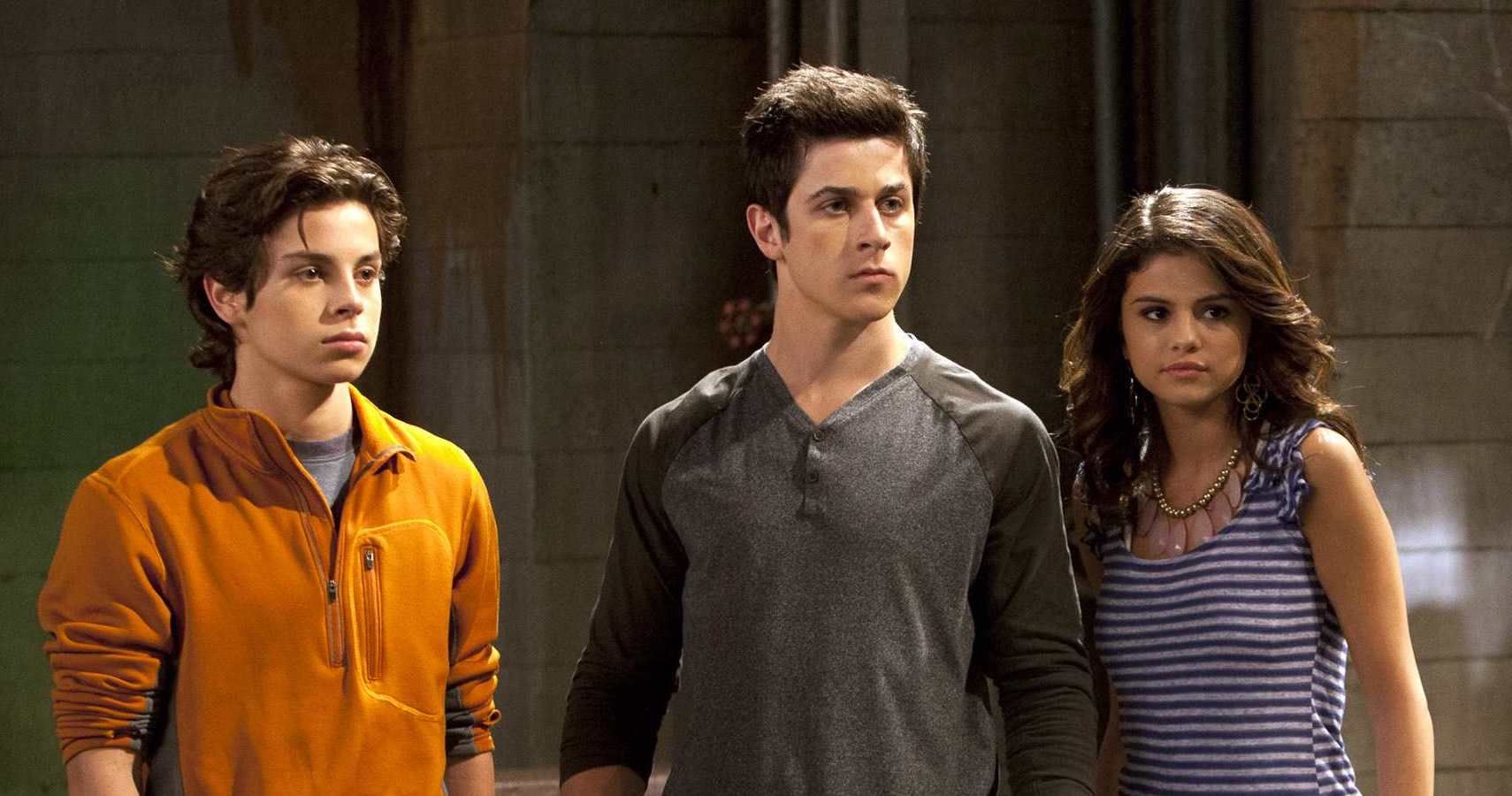 10 Things About Wizards Of Waverly Place That Don T Make Sense