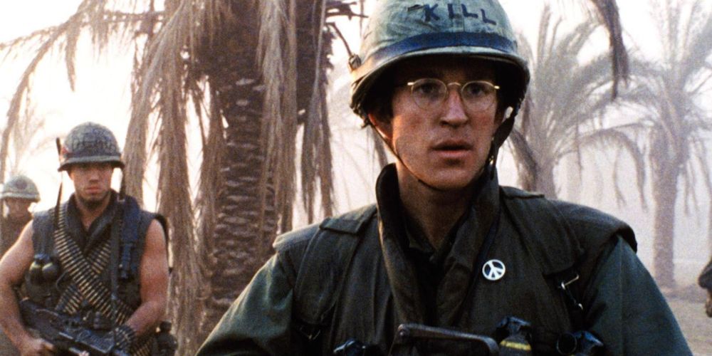 Stanley Kubrick 5 Reasons Why Full Metal Jacket Is His Best War Movie (& 5 Why Paths Of Glory Is A Close Second)