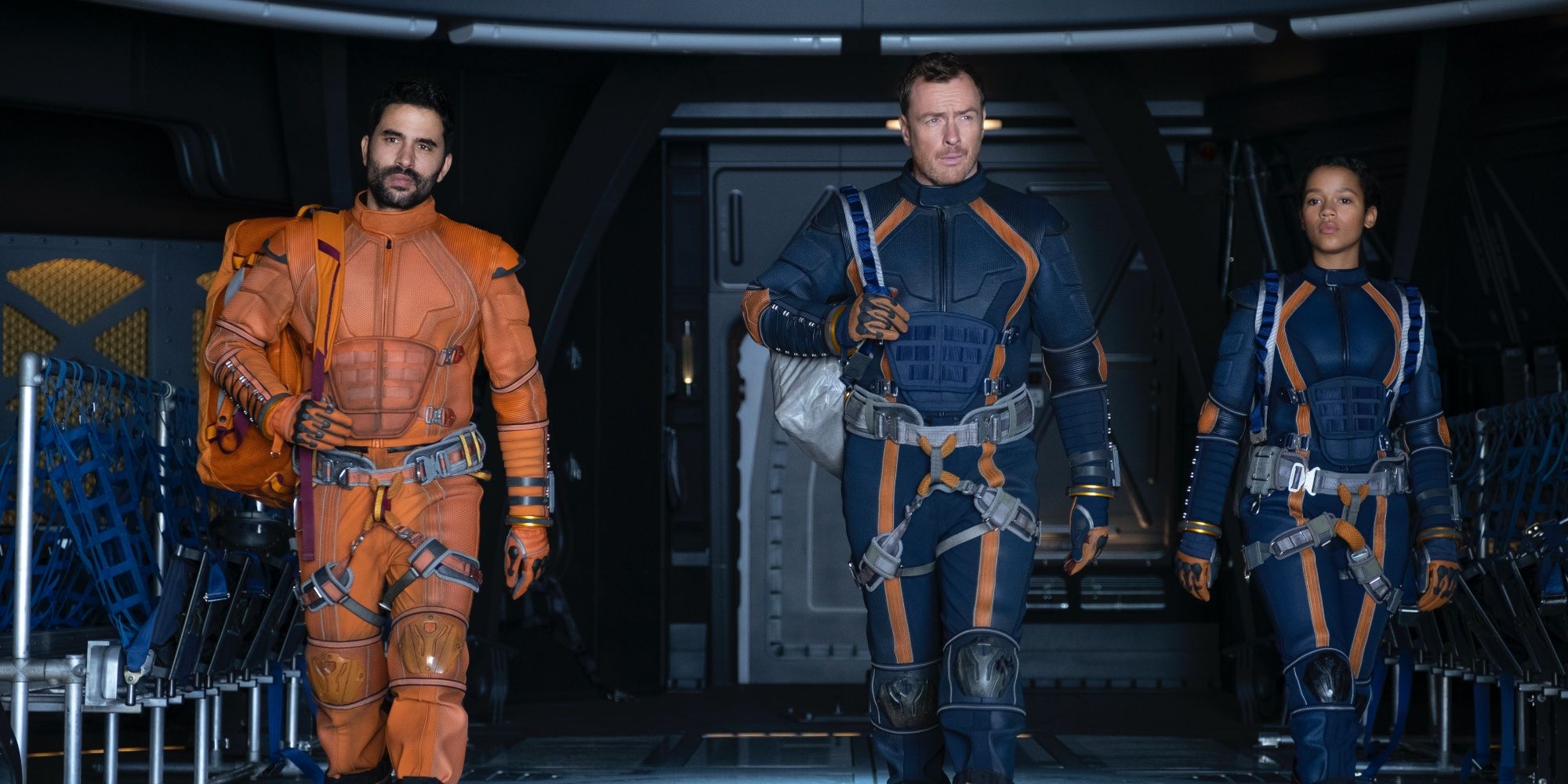 Lost in Space Season 2 Review | Screen Rant