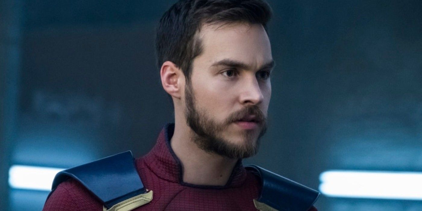 The Supergirl "Stunt" That Made Mon-El Actor Dislocate His Jaw