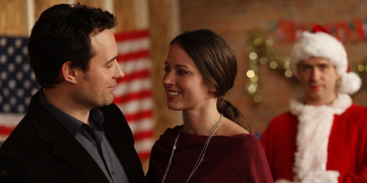 10 Best Romantic Christmas Movies Perfect For A Night In