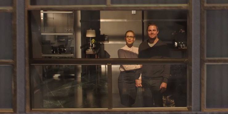 Arrow-Fadeout-Felicity-Smoak-and-Oliver-