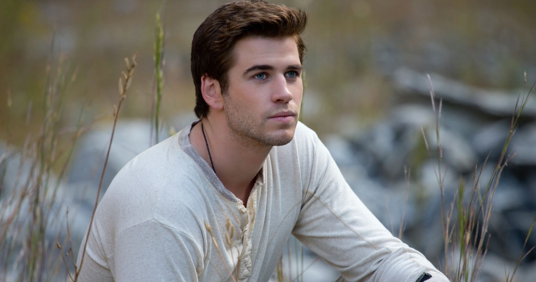 The Hunger Games: 10 Things That Make No Sense About Gale Hawthorne