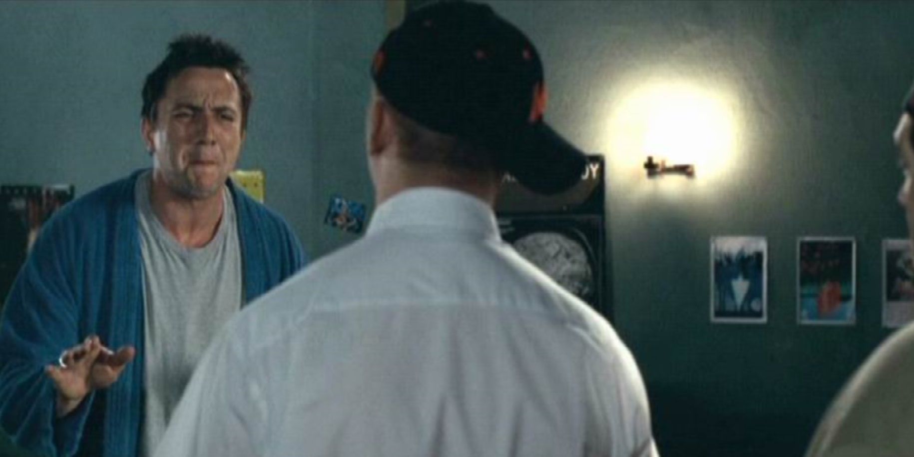 10 Best Moments Of Foreshadowing In Shaun Of The Dead