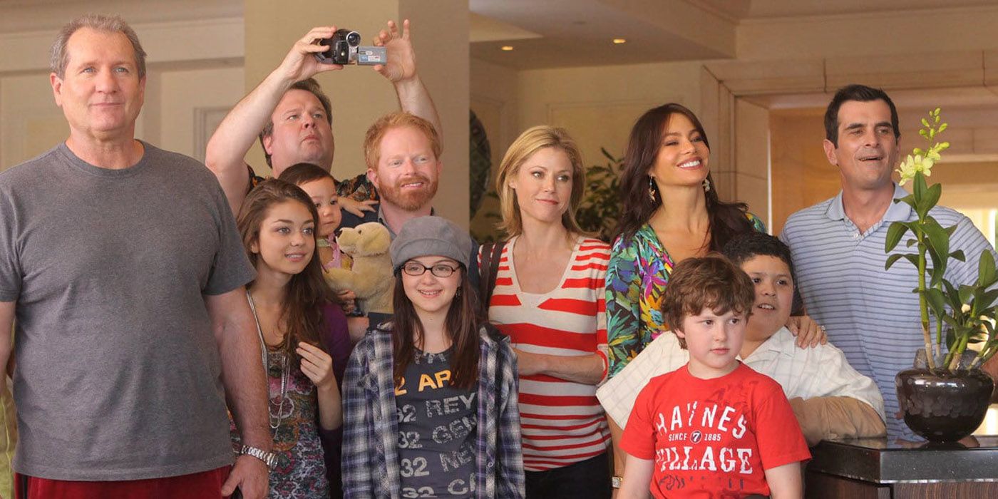 Modern Family The 10 Most Shameless Things Jay Has Ever Done