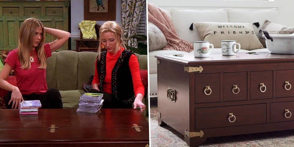 Friends 10 Details About Phoebe S Apartment Screenrant Details About Phoebe S Apartment, Apothecary Coffee Table Friends