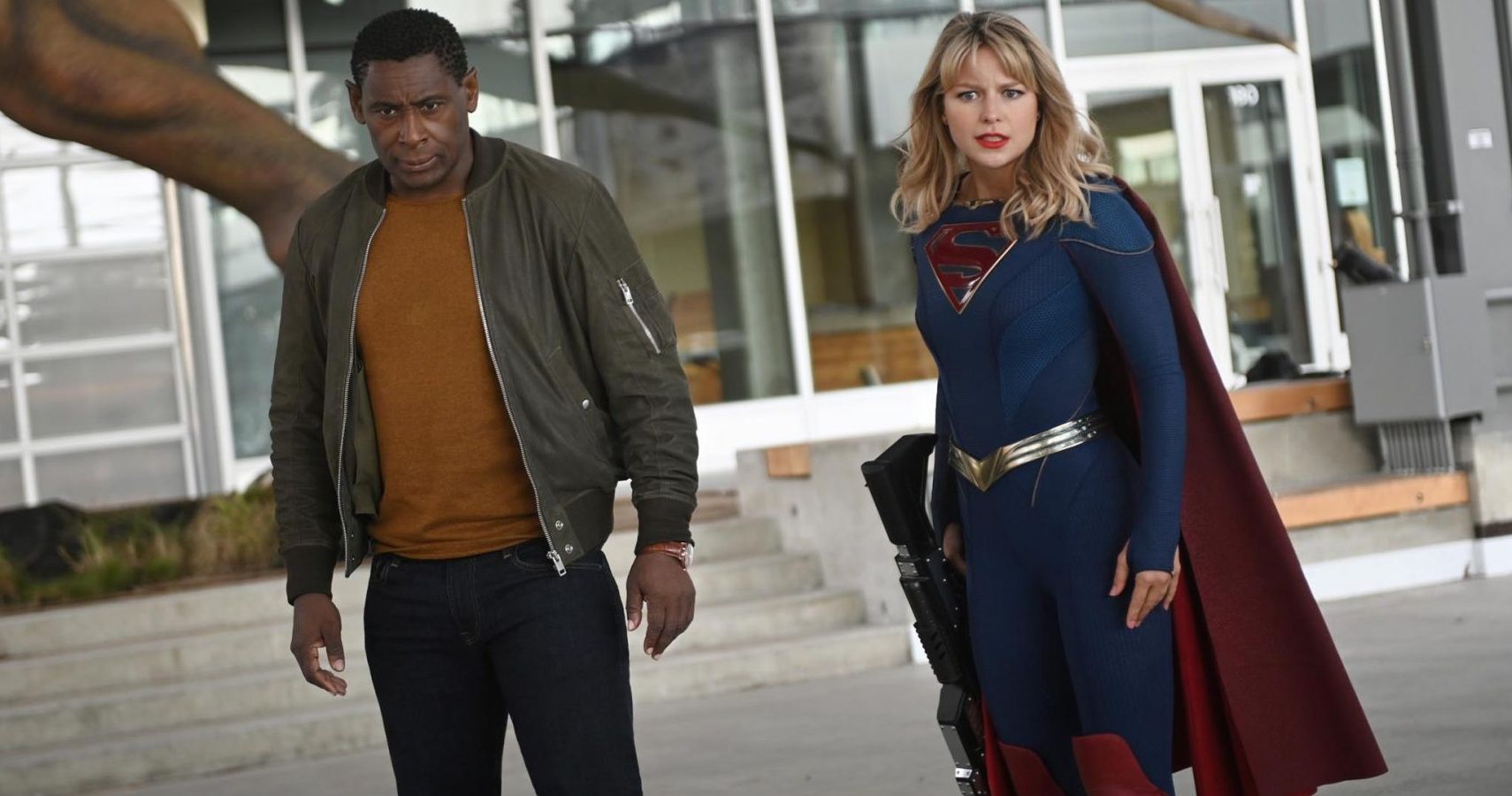 10 Questions We Need Answered Before The Supergirl Finale