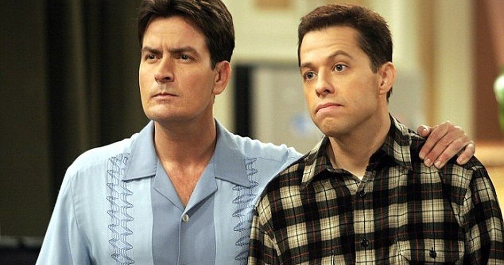 Two And A Half Men: 10 Hidden Details About Charlie&#39;s House