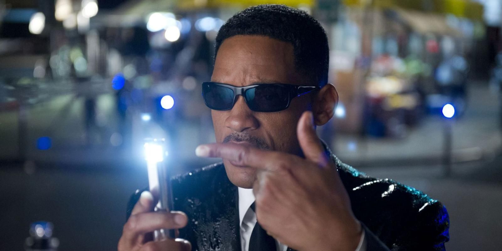 The 10 Strongest Men In Black Weapons Ranked