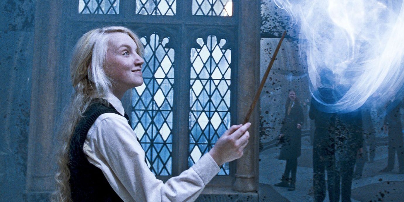 Harry Potter 5 Most Inspirational Luna Lovegood Scenes (& 5 Where Fans Felt Sorry For Her)