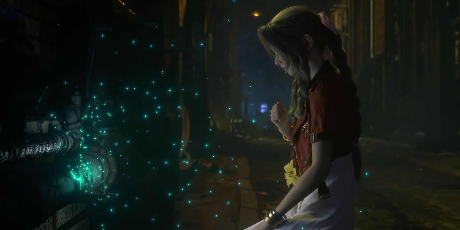 Final Fantasy 7 Remake & Advent Childrens Intimate Connection