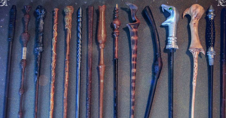 Dumbledore S Army Wand Collection By The Noble Collection Barnes Noble
