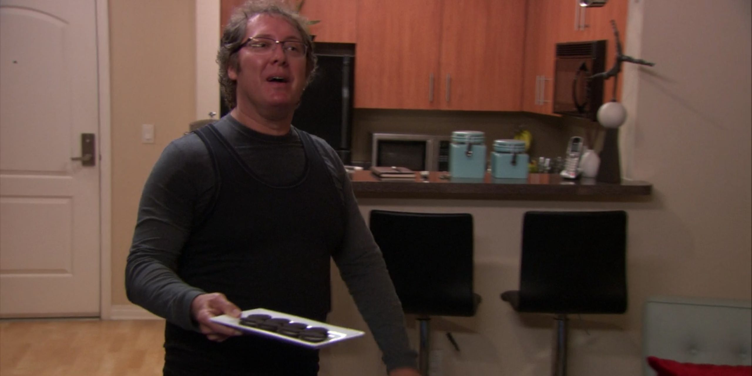 The Office 5 Times Robert California Was A Genius (& 5 Times He Was A Fool)