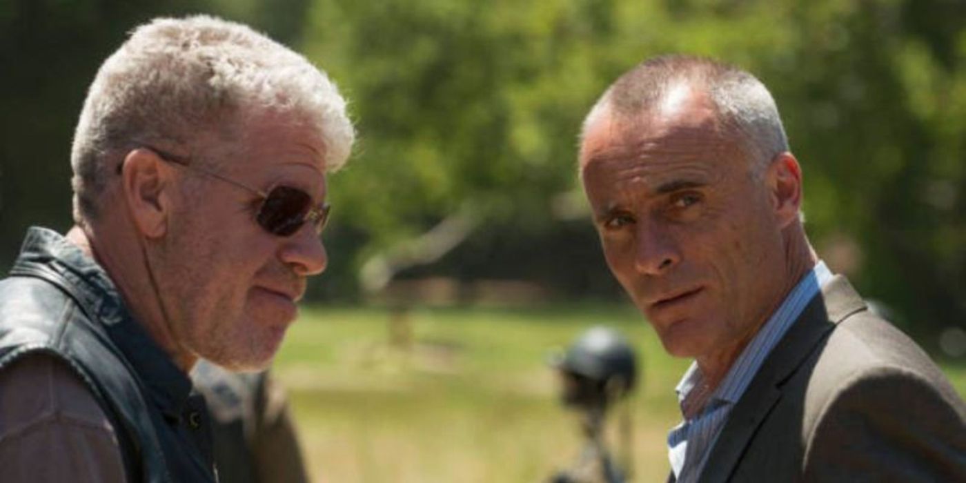 Sons Of Anarchy 5 Reasons Why Clay Is Ron Perlmans Best Role (& 5 Why Its StartUps Wes)