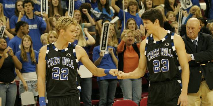 10 Behind The Scenes Facts About One Tree Hill You Didn T Know