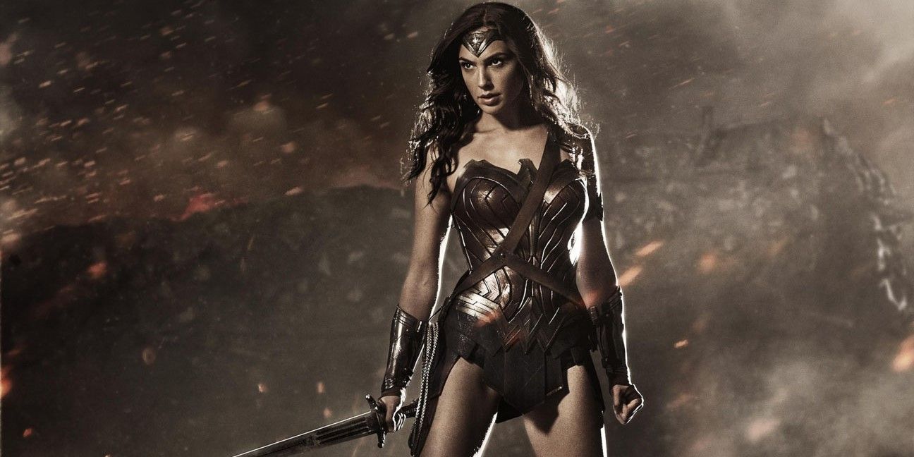 Wonder Woman Vs Captain Marvel 5 Reasons Why Wonder Woman Will Win In A Fight (& 5 Why Its Captain Marvel)