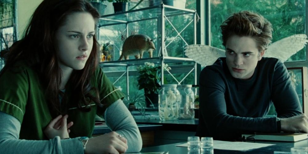 Twilight 5 Worst Things Edward Did To Bella (& 5 Worst Bella Did To Edward)