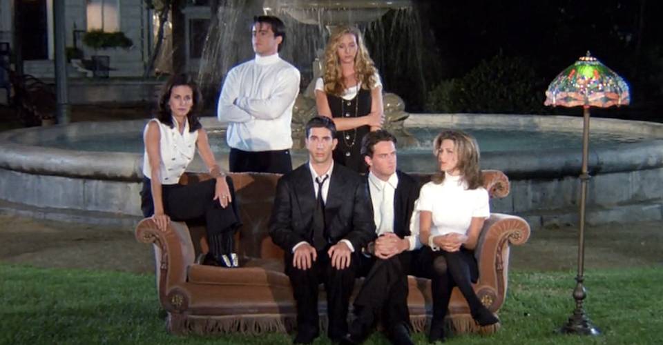 Friends Where The Opening Credits Were Shot Screen Rant Friends Where The Opening Credits Were Shot Screen Rant