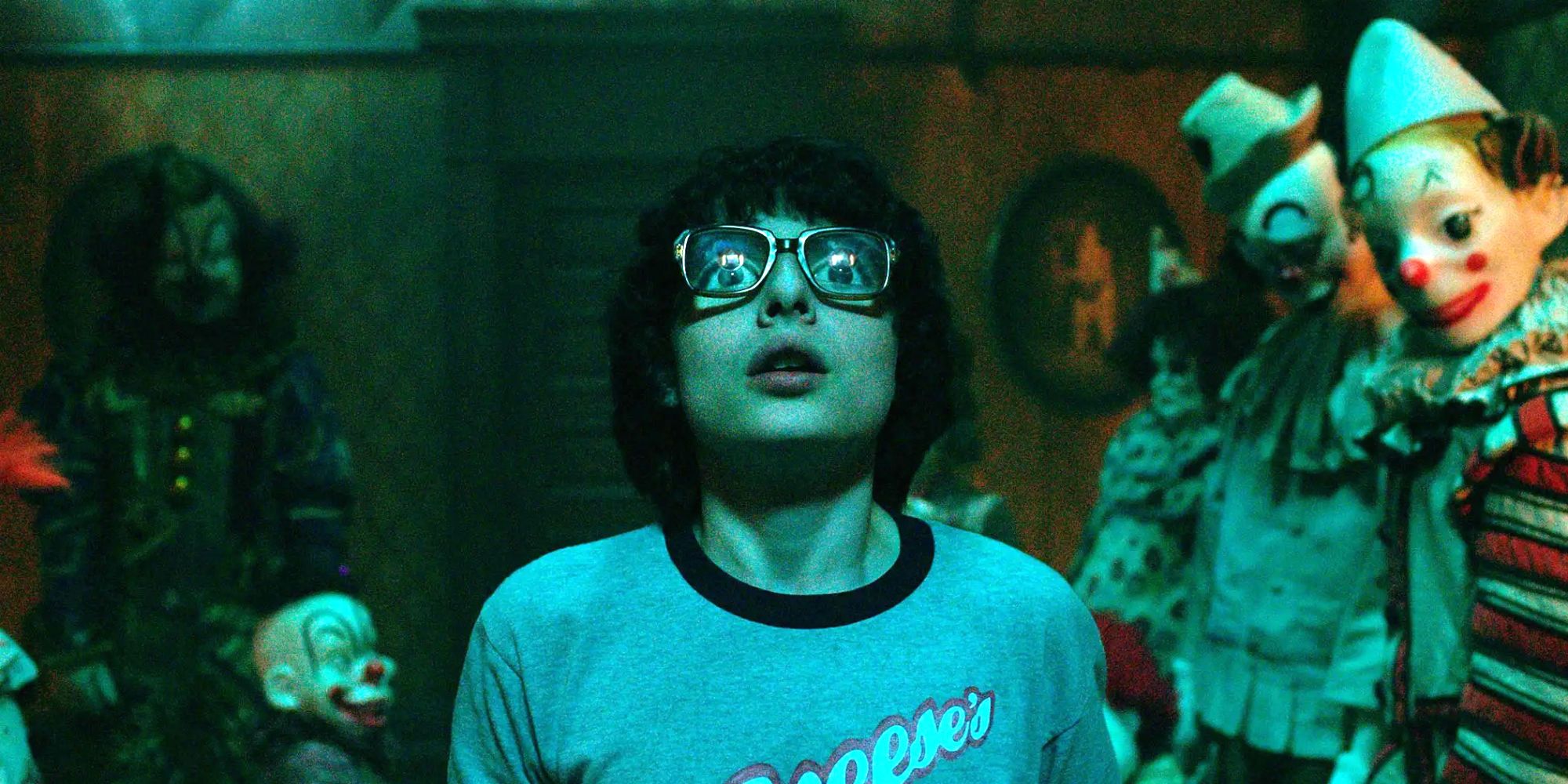 IT 2017 Finn Wolfhard as Richie Tozier in the Clown Room